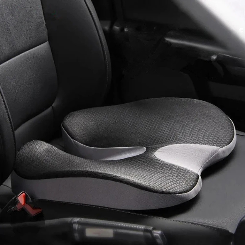 Coussin ergonomique voiture – Soulage le coccyx et la prostate | ErgoSeat™